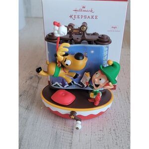 Hallmark Santa's reindeer flight school magic ornament xmas